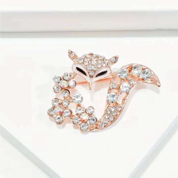 Fox Crystal Brooch Womens Casual Boho Rhinestone Rose Gold Pin Jewelry Accessory - Picture 1 of 5